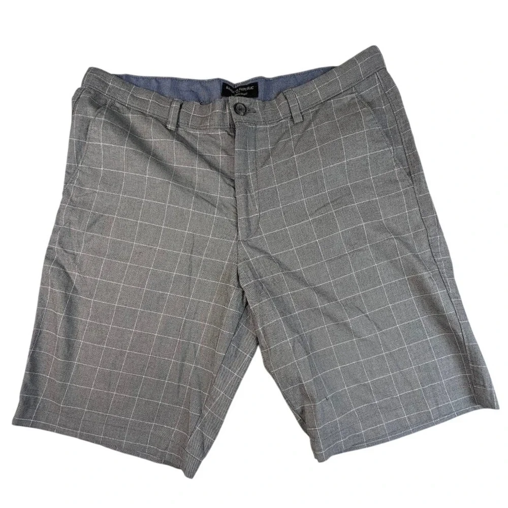 Banana Republic Men's Emerson‎ Shorts Windowpane Gray Flat Front Belted size 35